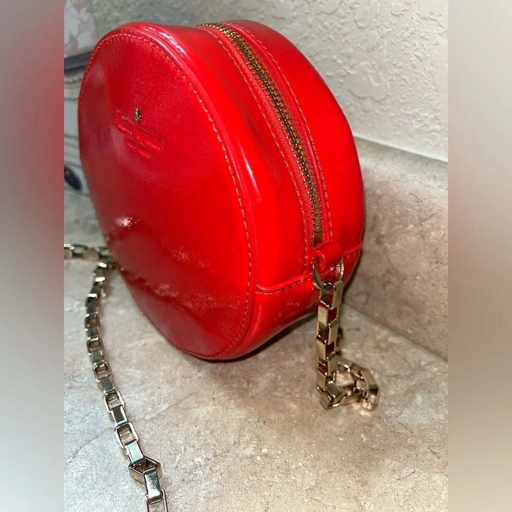 Kate Spade New York Normandy Park Circle Bag, Red Patent Leather Vintage Rare